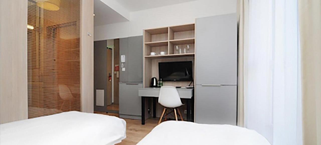 404 Rooms Wolska Apartament Varsó Kültér fotó