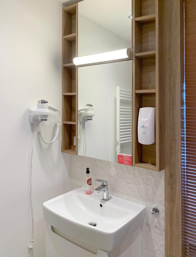 404 Rooms Wolska Apartament Varsó Kültér fotó