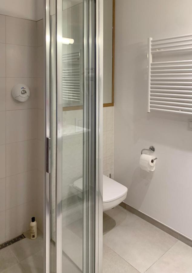 404 Rooms Wolska Apartament Varsó Kültér fotó